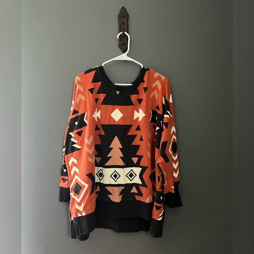 Aztec print sweatshirt, 3X LulaRoe